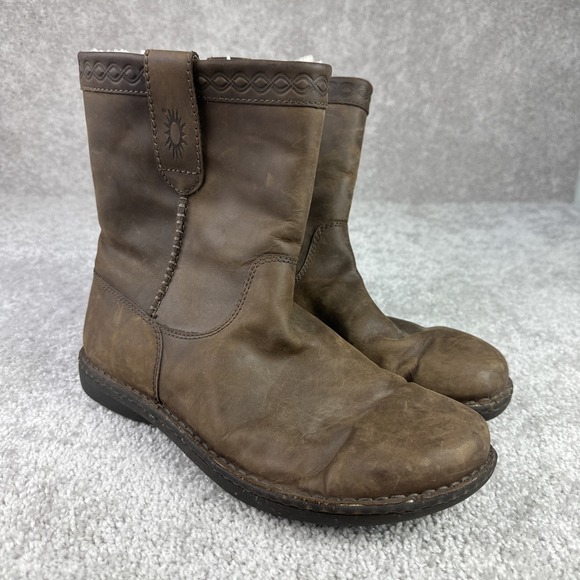 UGG Australia S/N 1676 Brown Leather Ankle Boot Shearling Lined Size US 13 - Picture 1 of 8